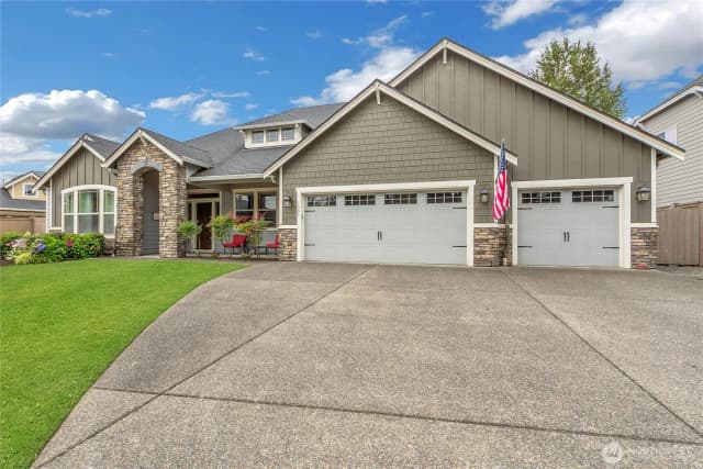 Property photo for 7901 Connells Prairie Rd E, Bonney Lake photo 2