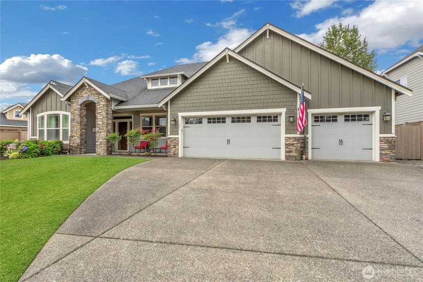 Property photo for 7901 Connells Prairie Rd E, Bonney Lake photo 2