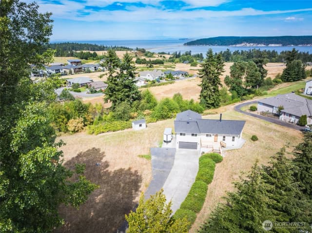 Property photo for 571 Spyglass Lane, Sequim photo 2