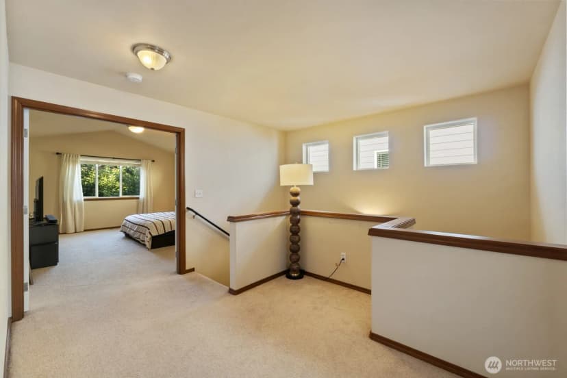 Property photo for 14611 46th Avenue Se, Bothell photo 13
