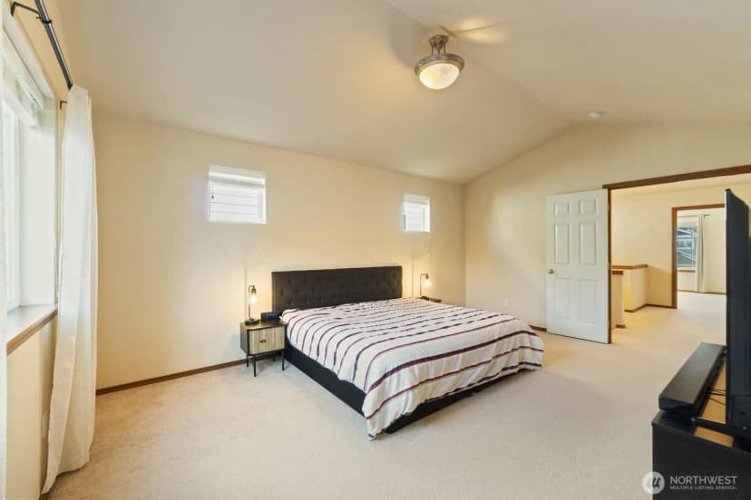 Property photo for 14611 46th Avenue Se, Bothell photo 14