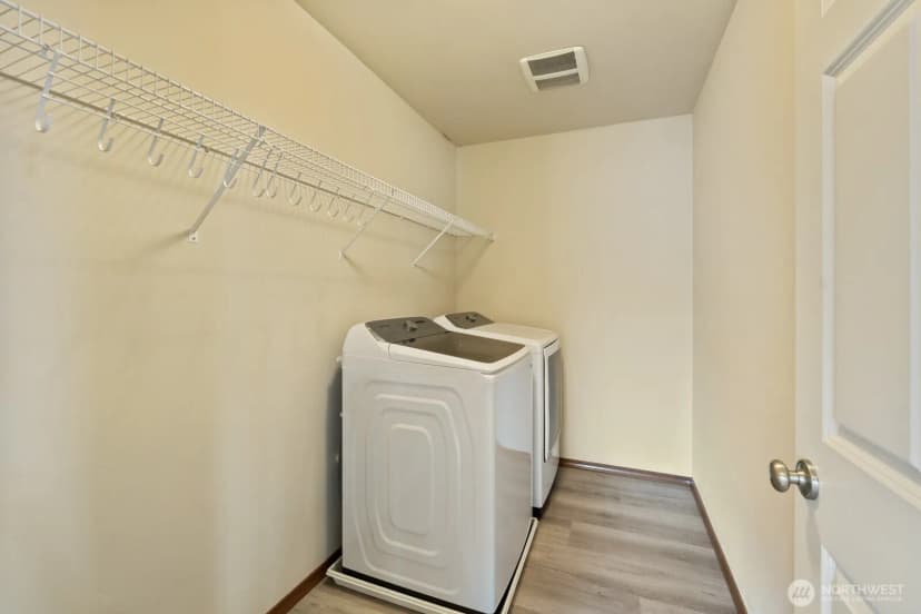 Property photo for 14611 46th Avenue Se, Bothell photo 23