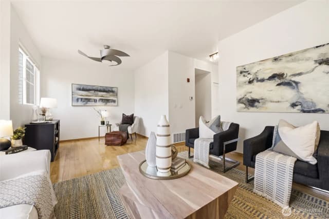 Property photo for 2300 Benson Road S #f5, Renton photo 5