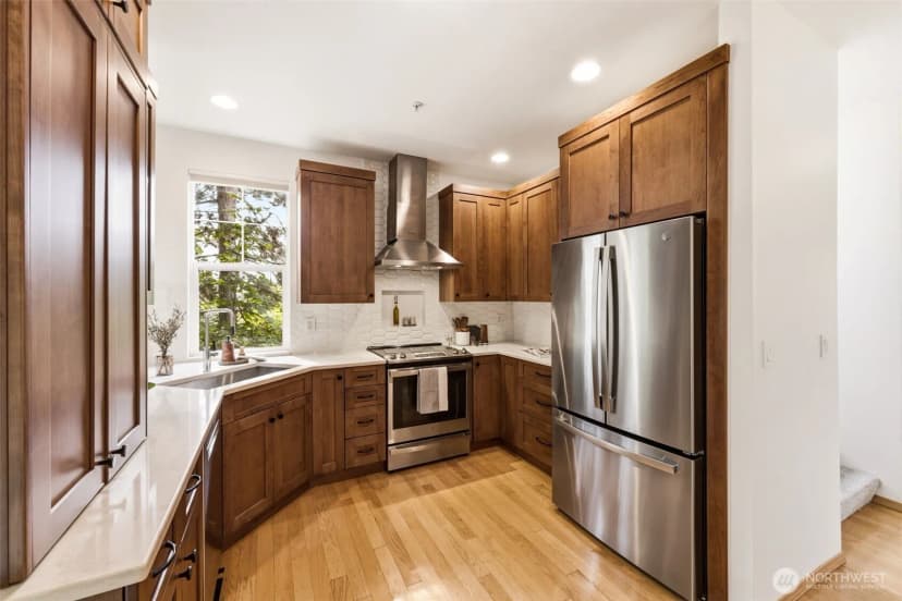 Property photo for 2300 Benson Road S #f5, Renton photo 7