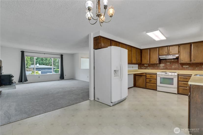 Property photo for 10074 Se 213th Place, Kent photo 8