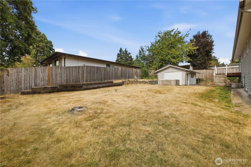 Property photo for 10074 Se 213th Place, Kent photo 28