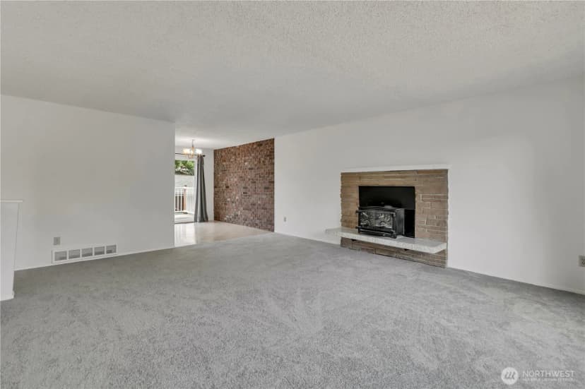 Property photo for 10074 Se 213th Place, Kent photo 4