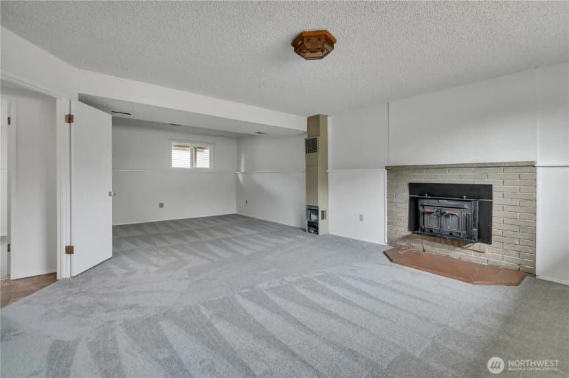 Property photo for 10074 Se 213th Place, Kent photo 19