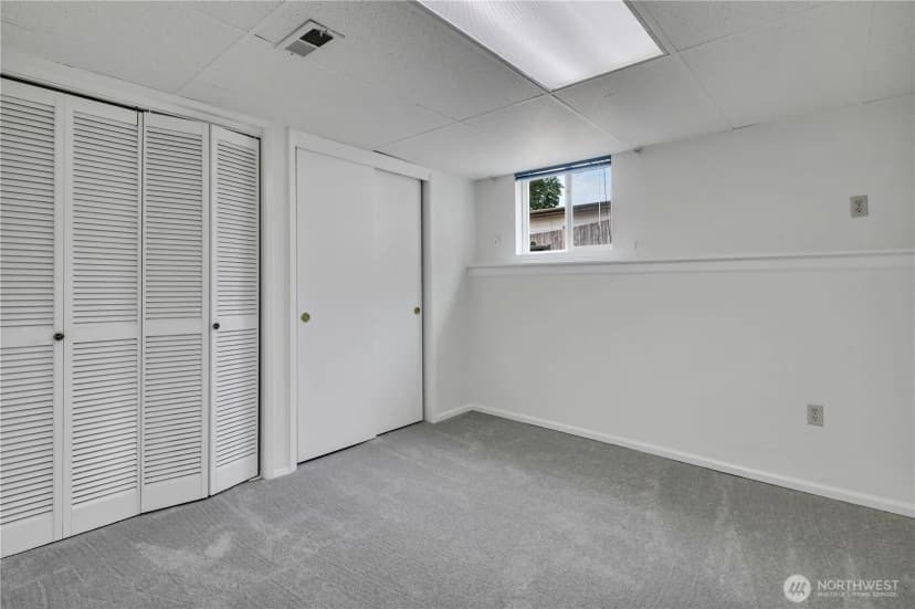 Property photo for 10074 Se 213th Place, Kent photo 22
