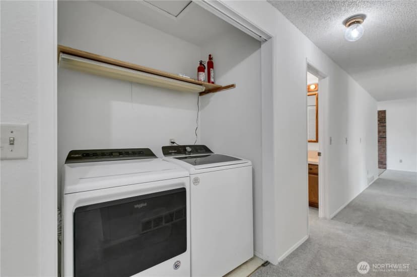 Property photo for 10074 Se 213th Place, Kent photo 18