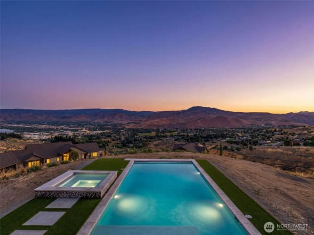 Property photo for 3900 Sky Crest, Wenatchee photo 3
