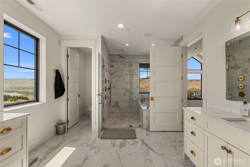 Property photo for 3900 Sky Crest, Wenatchee photo 25