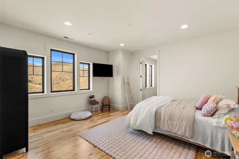 Property photo for 3900 Sky Crest, Wenatchee photo 27