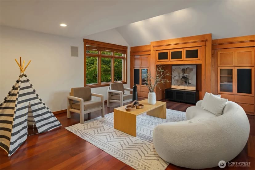 Property photo for 2451 204th Terrace Ne, Sammamish photo 33