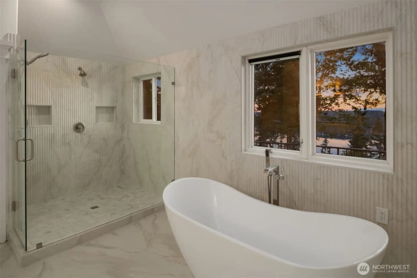 Property photo for 2451 204th Terrace Ne, Sammamish photo 24