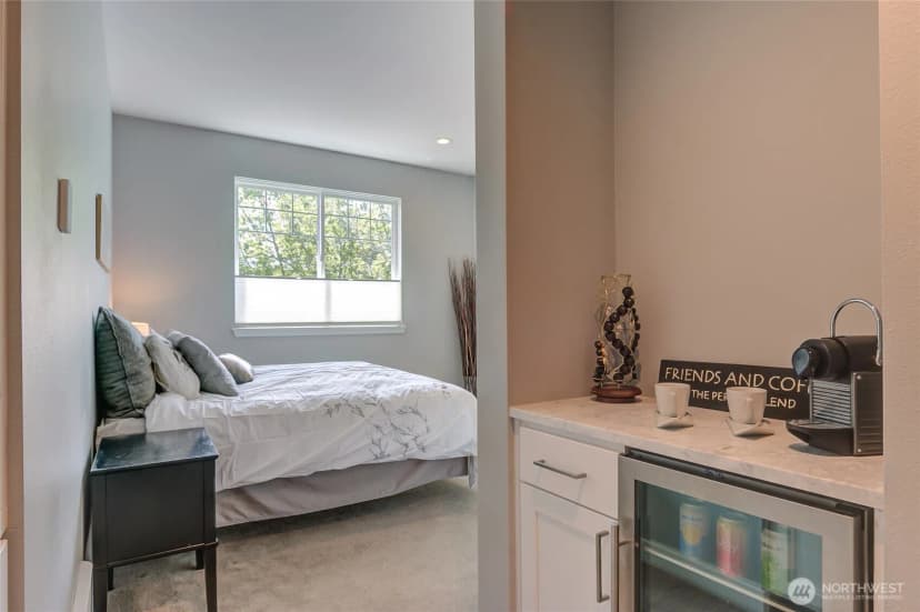 Property photo for 3500 E Lake Sammamish Parkway Se #2-105, Sammamish photo 18