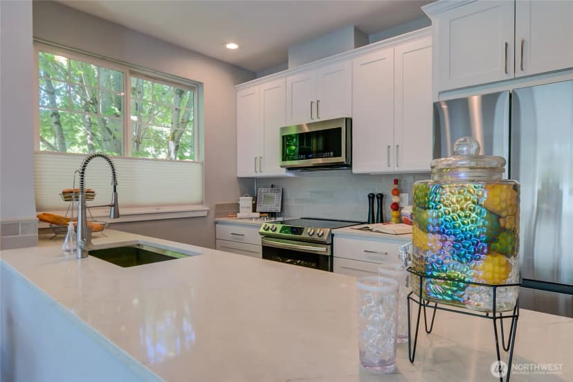 Property photo for 3500 E Lake Sammamish Parkway Se #2-105, Sammamish photo 12