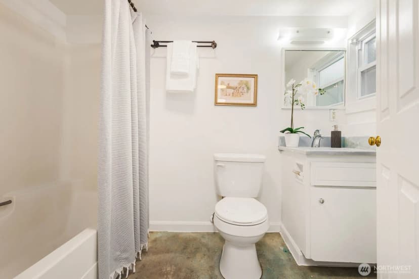 Property photo for 414 N 46th Street, Seattle photo 15