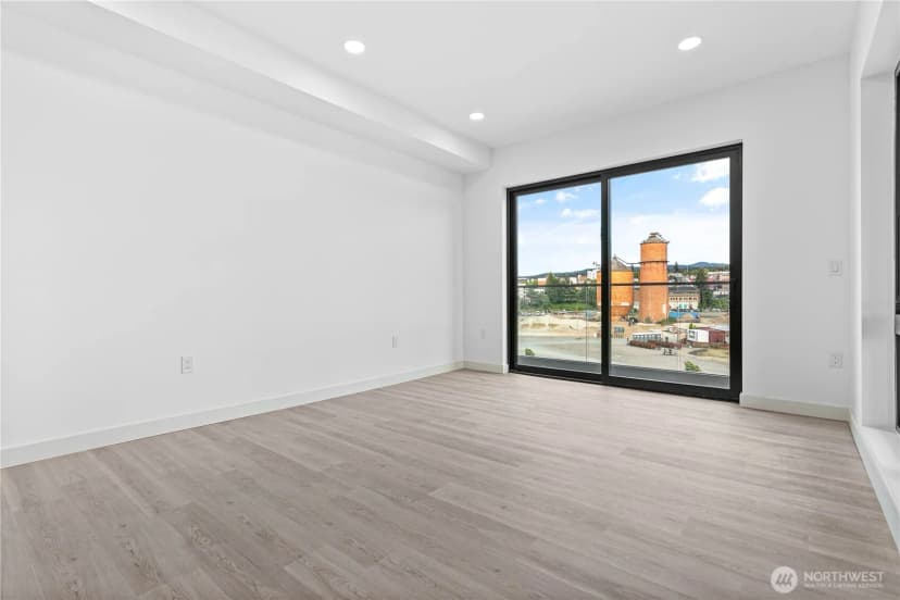 Property photo for 1019 Granary Avenue #412, Bellingham photo 11