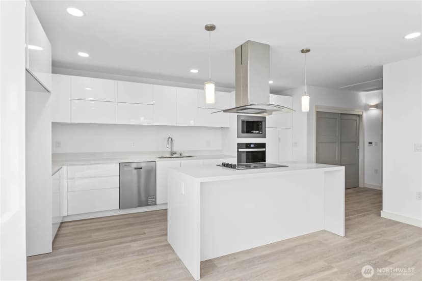 Property photo for 1019 Granary Avenue #412, Bellingham photo 6