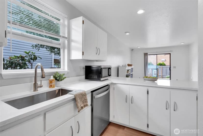 Property photo for 5011 38th Street Ne, Tacoma photo 13