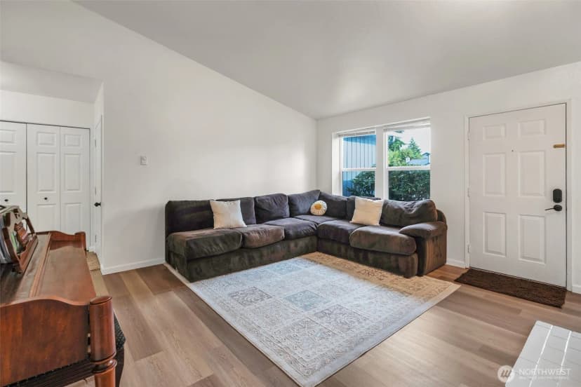Property photo for 5011 38th Street Ne, Tacoma photo 5