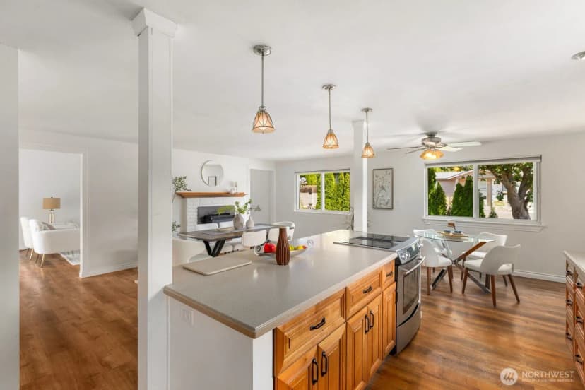 Property photo for 20605 12th Place S, Sea Tac photo 14