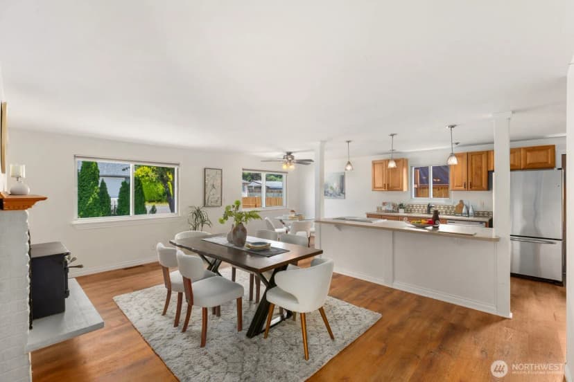 Property photo for 20605 12th Place S, Sea Tac photo 9