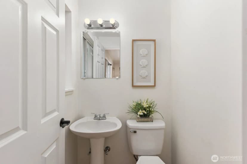 Property photo for 20605 12th Place S, Sea Tac photo 21