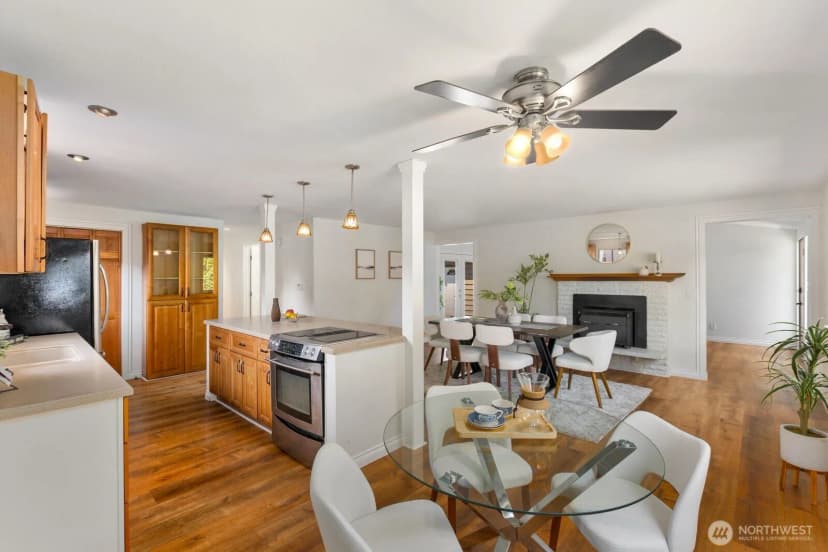 Property photo for 20605 12th Place S, Sea Tac photo 18