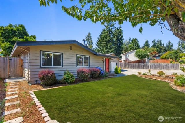 Property photo for 20605 12th Place S, Sea Tac photo 3