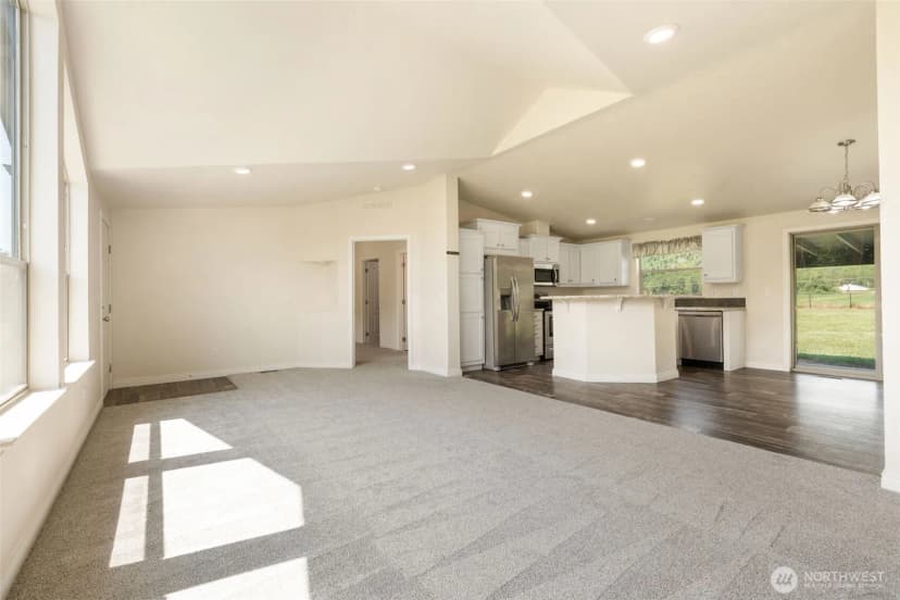 Property photo for 216 Mossyrock Road W, Mossyrock photo 4