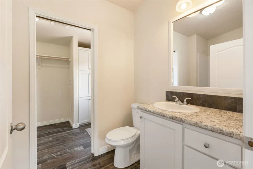 Property photo for 216 Mossyrock Road W, Mossyrock photo 17
