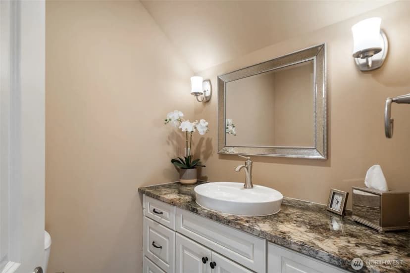 Property photo for 31 Se Skookum View Drive, Shelton photo 15