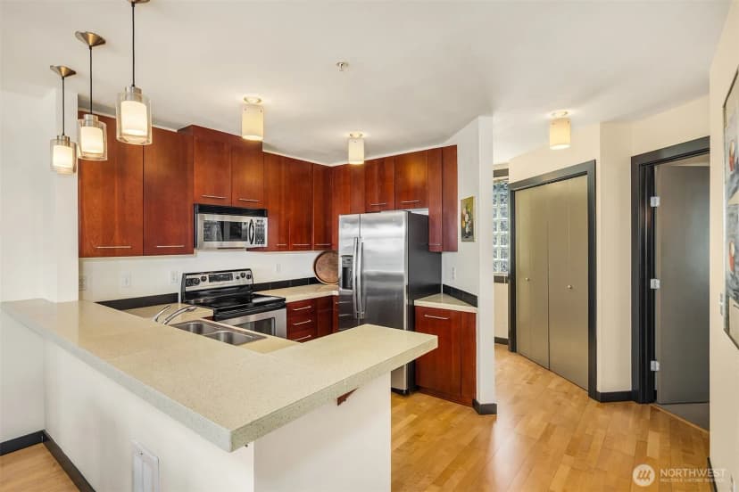 Property photo for 655 Crockett Street #b301, Seattle photo 6