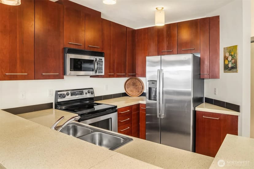 Property photo for 655 Crockett Street #b301, Seattle photo 11