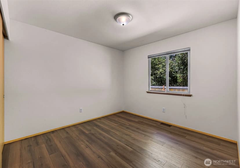 Property photo for 16619 41st Drive Ne #b, Arlington photo 16