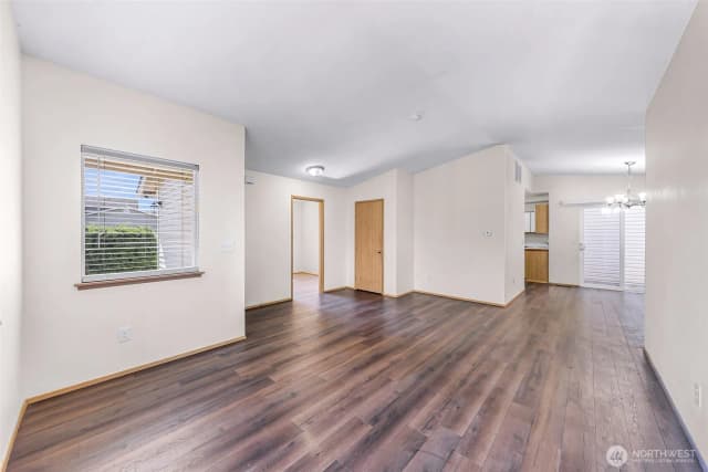 Property photo for 16619 41st Drive Ne #b, Arlington photo 4
