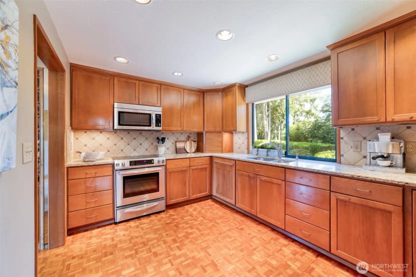 Property photo for 14700 Se 165th Place, Renton photo 10