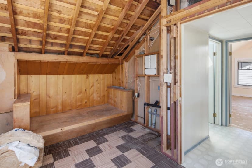 Property photo for 5627 Colby Avenue, Everett photo 27