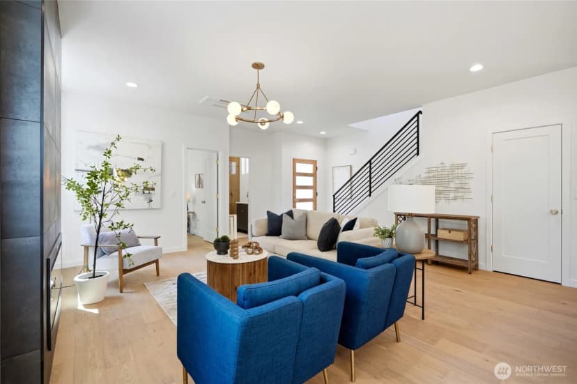 Property photo for 5948 18 Avenue Sw #2, Seattle photo 8