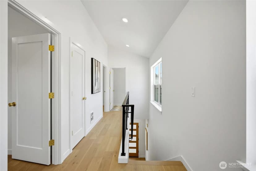Property photo for 5948 18 Avenue Sw #2, Seattle photo 21