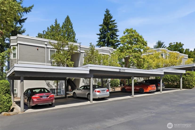 Property photo for 4200 Factoria Boulevard Se, Bellevue photo 24