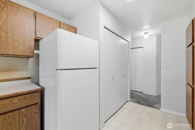 Property photo for 4200 Factoria Boulevard Se, Bellevue photo 3