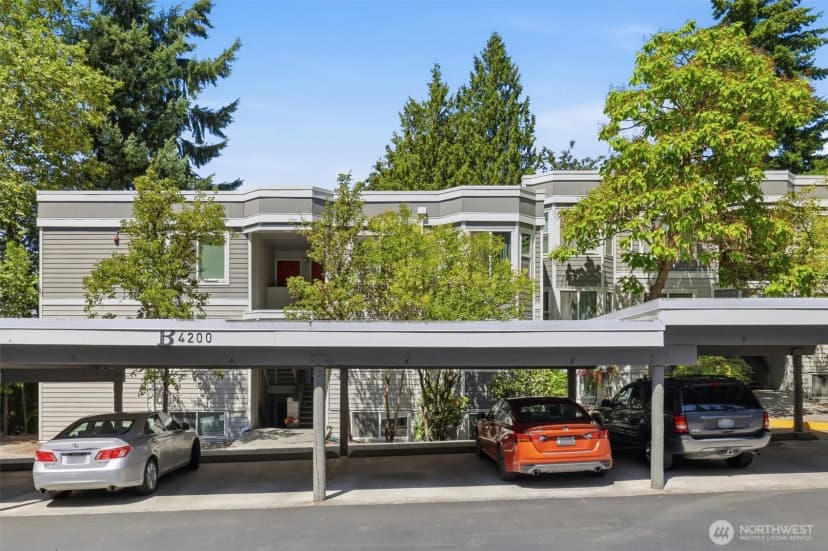 Property photo for 4200 Factoria Boulevard Se, Bellevue photo 23