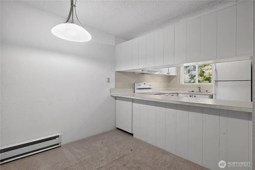 Property photo for 14527 Ne 40th Street #g202, Bellevue photo 21