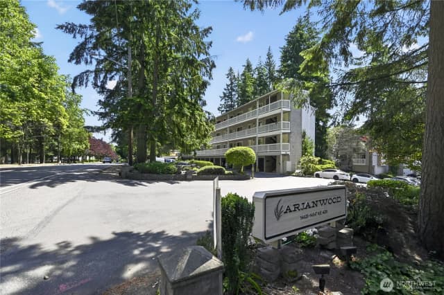 Property photo for 14527 Ne 40th Street #g202, Bellevue photo 2