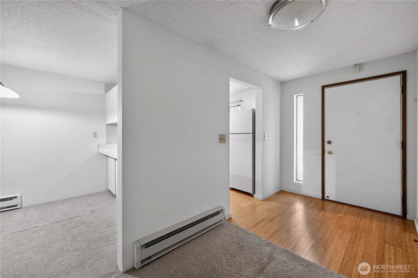 Property photo for 14527 Ne 40th Street #g202, Bellevue photo 8