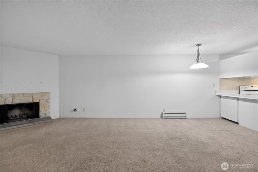 Property photo for 14527 Ne 40th Street #g202, Bellevue photo 10