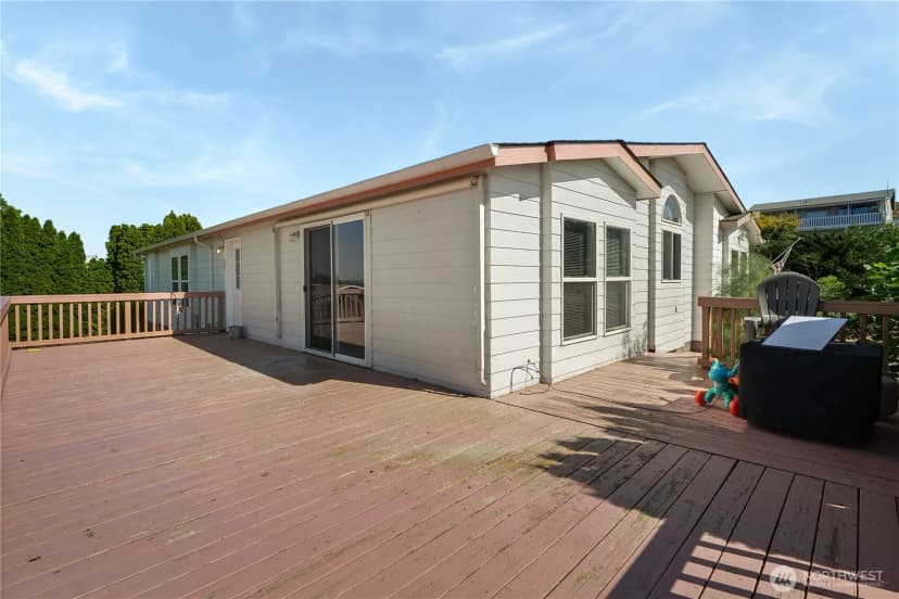 Property photo for 7012 Plaza Street Se, Othello photo 36